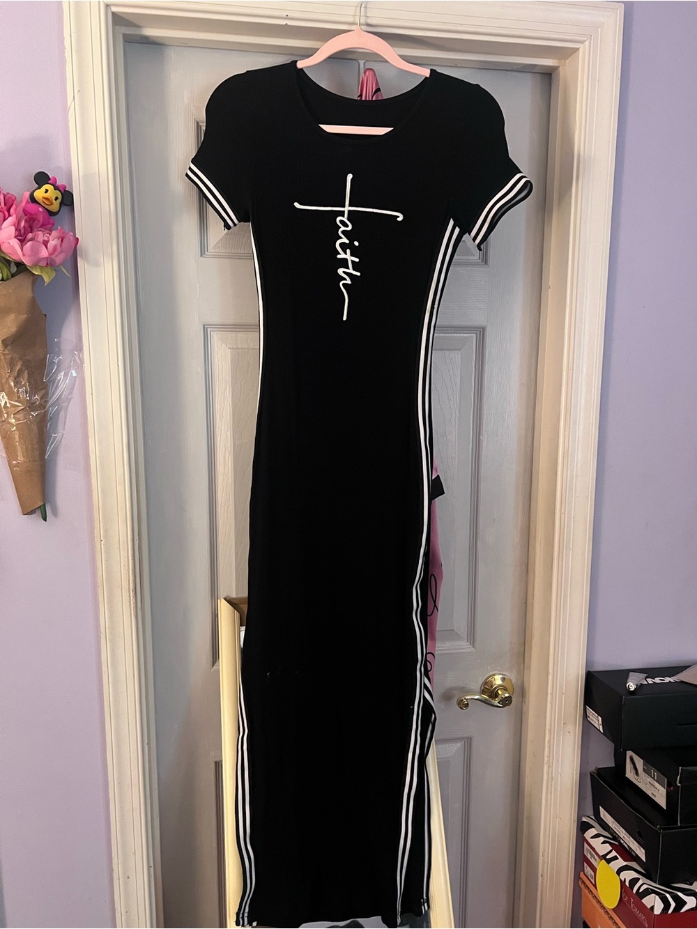 Black 'Faith' Graphic Maxi Dress